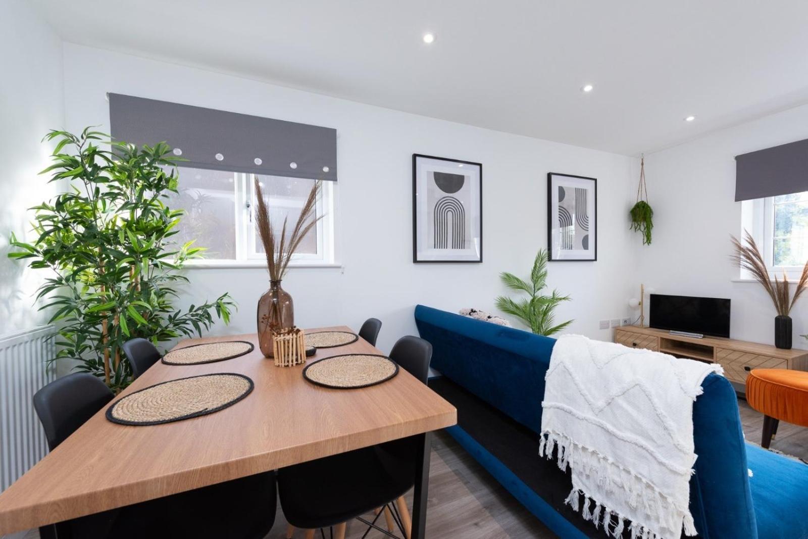 Bridge House Apartments - Free Parking Shottery 外观 照片